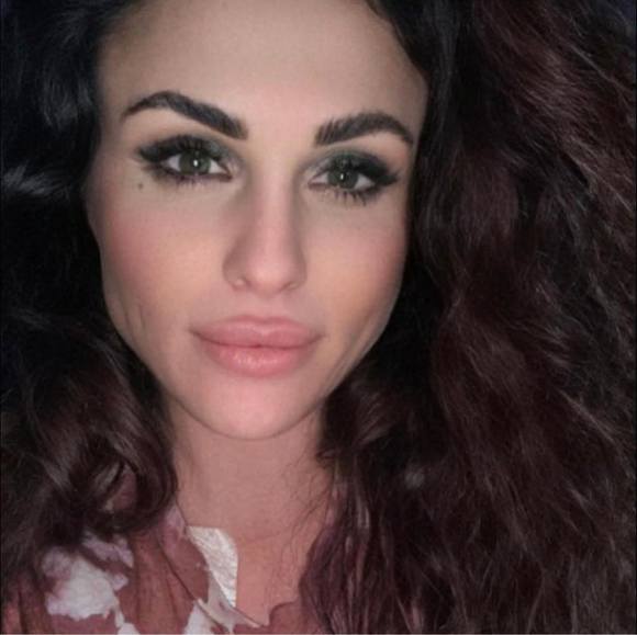 Meet your Posher, Rachael - Picture 1 of 1